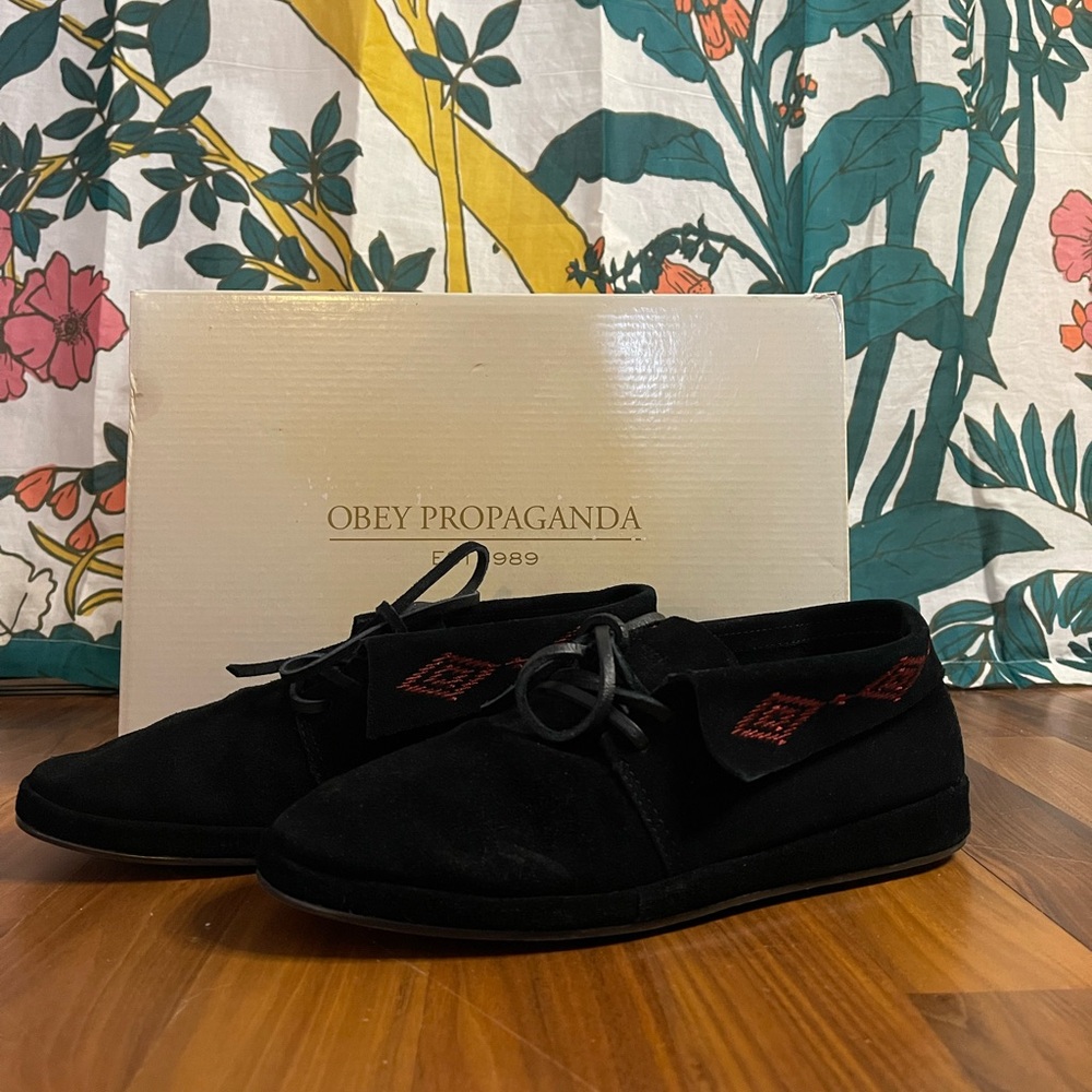 Gently used Obey Propaganda Mingus Shoes size 7